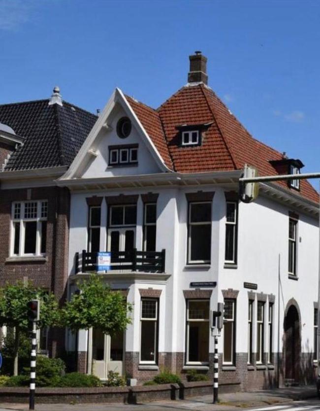 Romantische Stad Suite "Alora", Met Prive Parkeerplaats Alkmaar Bagian luar foto